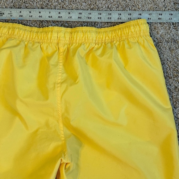 Old Navy Yellow Beach Swim Trunks Quick-Drying Elastic Waist Sz XL - Picture 5 of 6